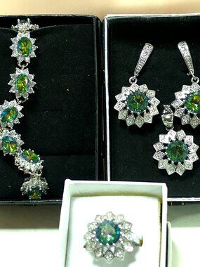 Ladies 4 Piece Necklace Set